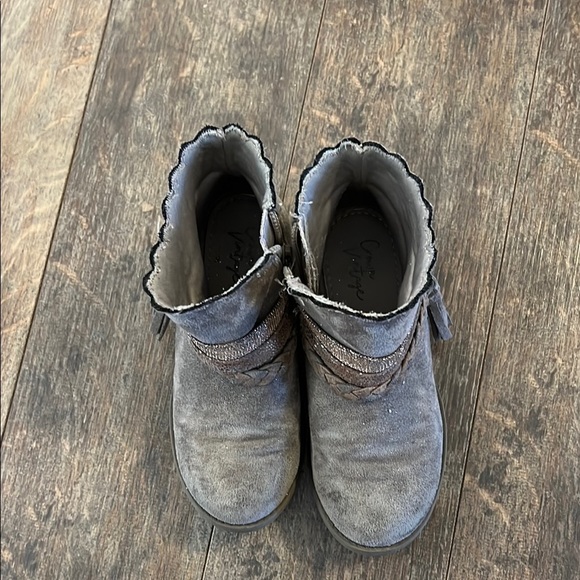 Grey/Brown Kids Boots with Braided Strap - Picture 5 of 8